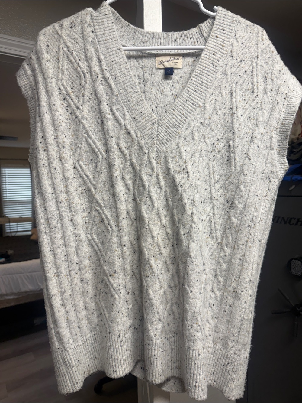 St. John's Bay Speckled Light Gray Cable-Knit V-Neck Sweater Vest
